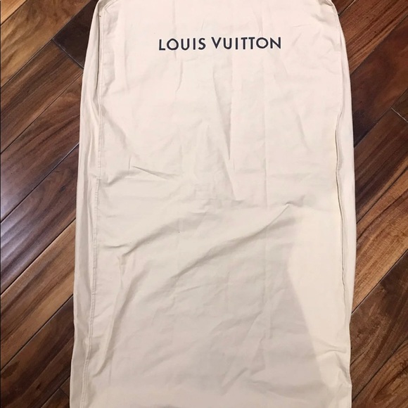 LV Garment bag for storage or travel - Picture 4 of 4